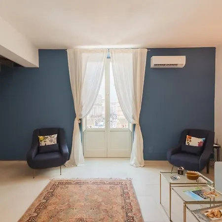 Tatil Evi And Mercato Whit Terrace Siraküza