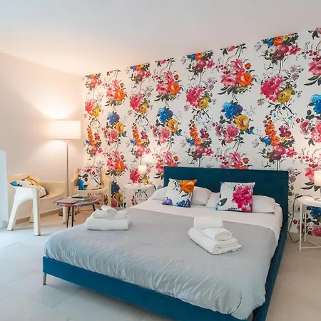 Tatil Evi And Mercato Whit Terrace